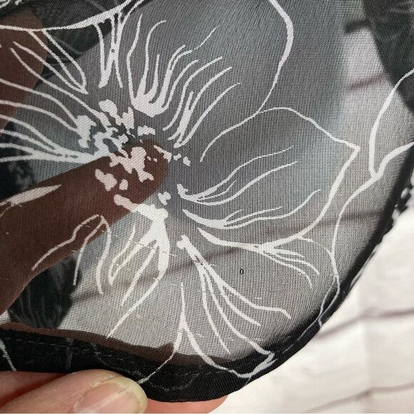 Rebecca Malone Blouse SZ PL Sheer Black and White Floral Lightweight Flowy Fit - Picture 10 of 12